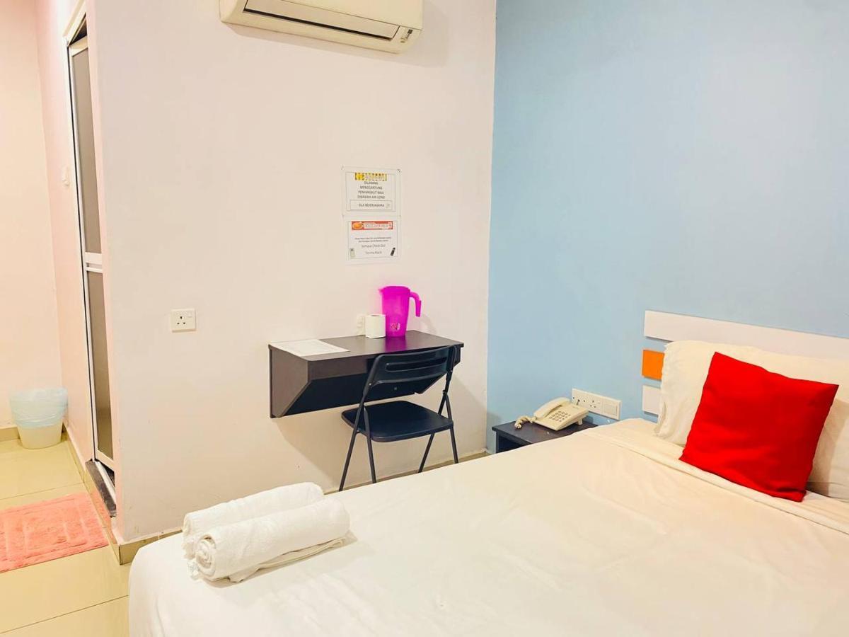 Hotel Orange 2*